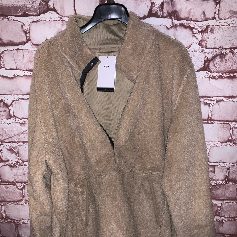 Brand New With Tags Nike Therma-Fit Sherpa Fleece DD2182-247 Size XL-Tall